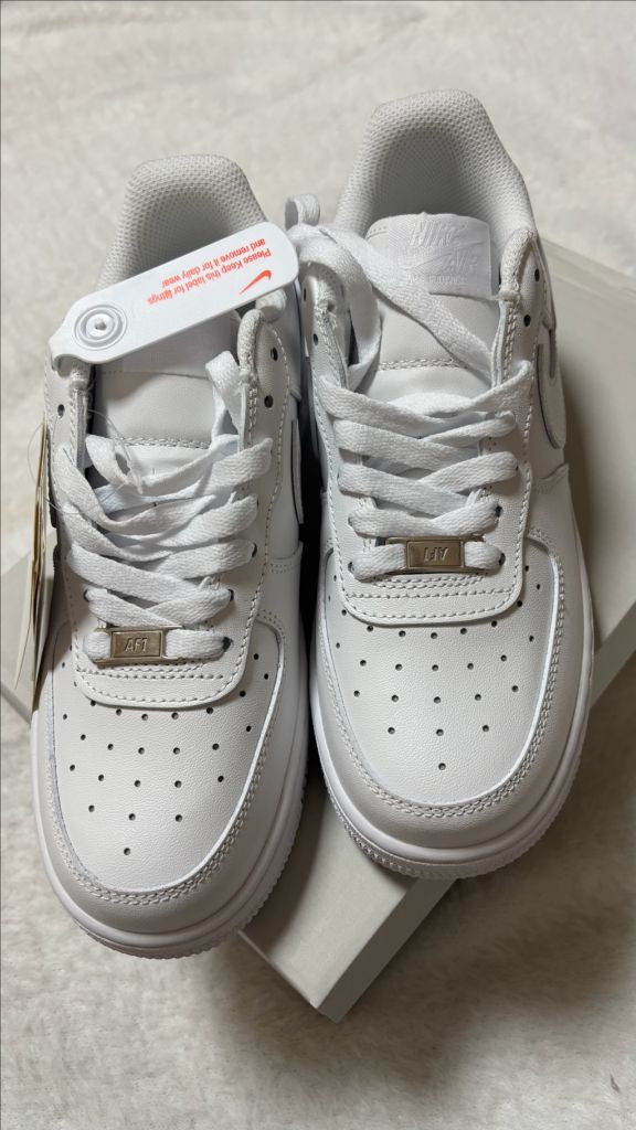 나이키 에어포스 240,270 이미지