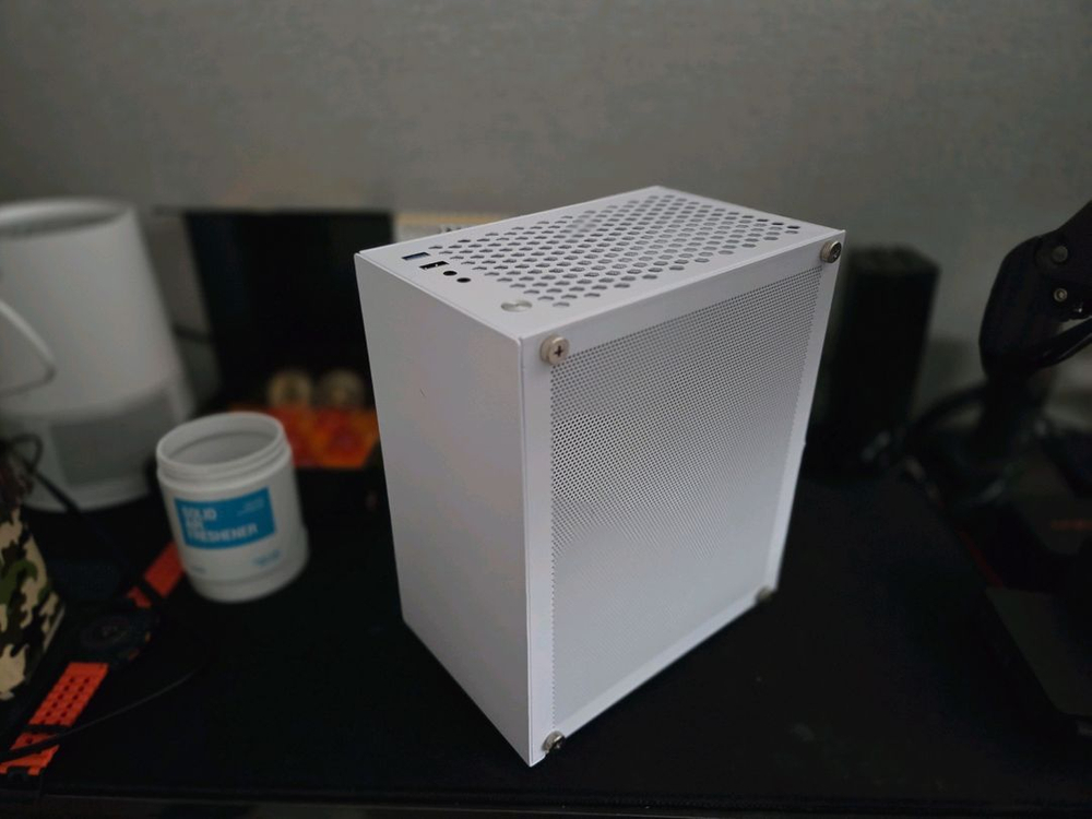 sff 미니pc 팝니다-7500x3d 9060xt 16g 이미지