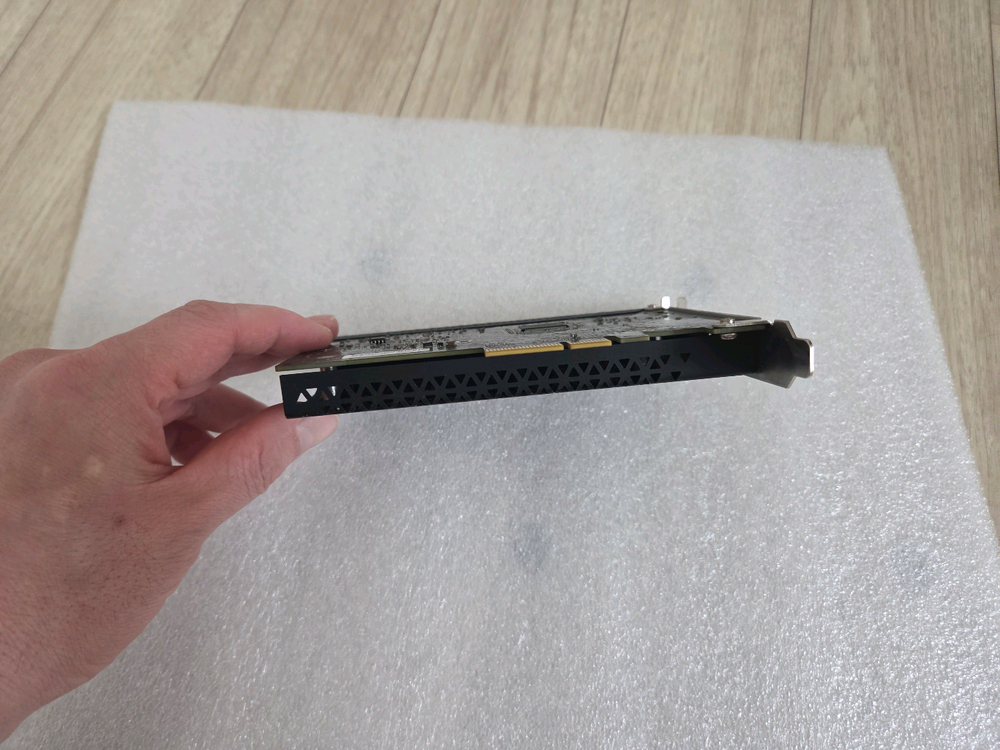 중고 에버미디어 GC573 4K60 초고사양 내장형 캡쳐보드 PS5 PS4 Pro Xbox게이밍라이브스트리머녹화 이미지