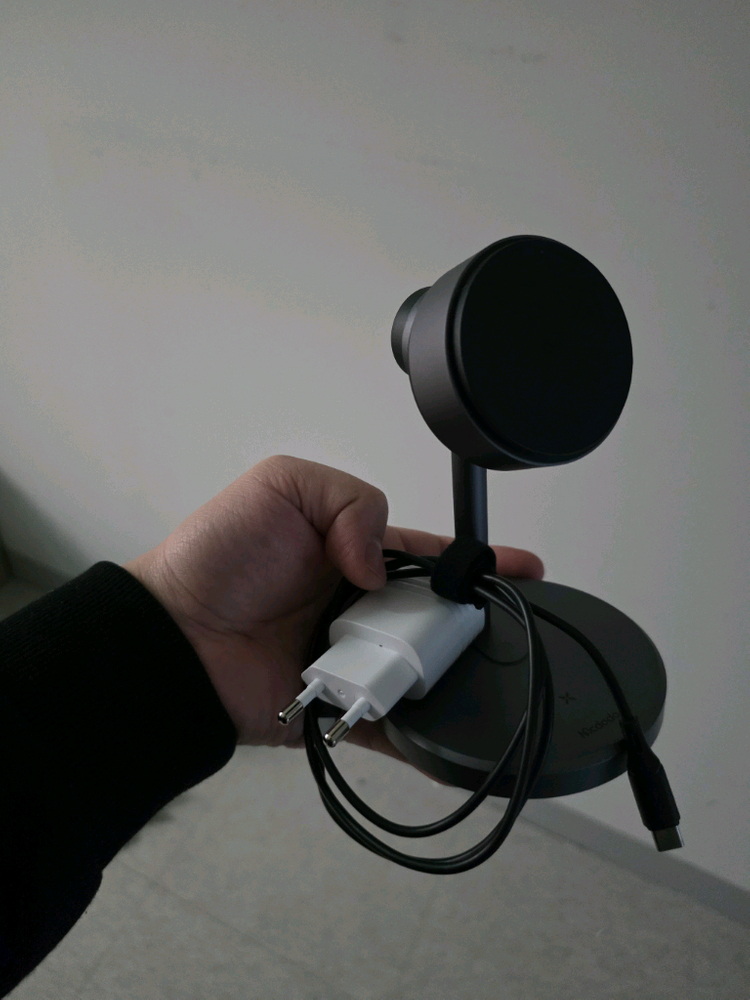 맥도도 Qi2 3in1 맥세이프 무선충전 스탠드 거치대 이미지