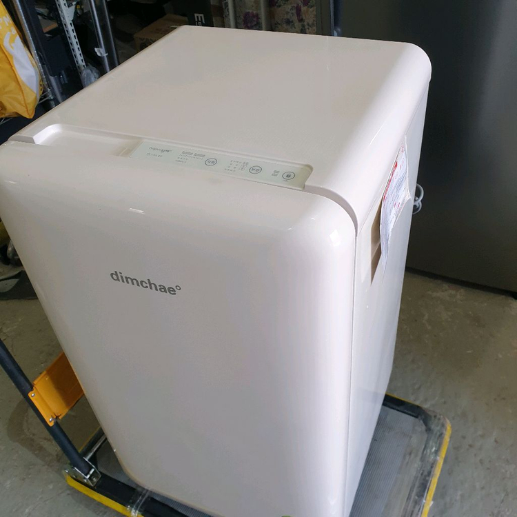 위니아 딤채 쁘띠 김치냉장고 김냉 100L WDS10DFACCS 이미지