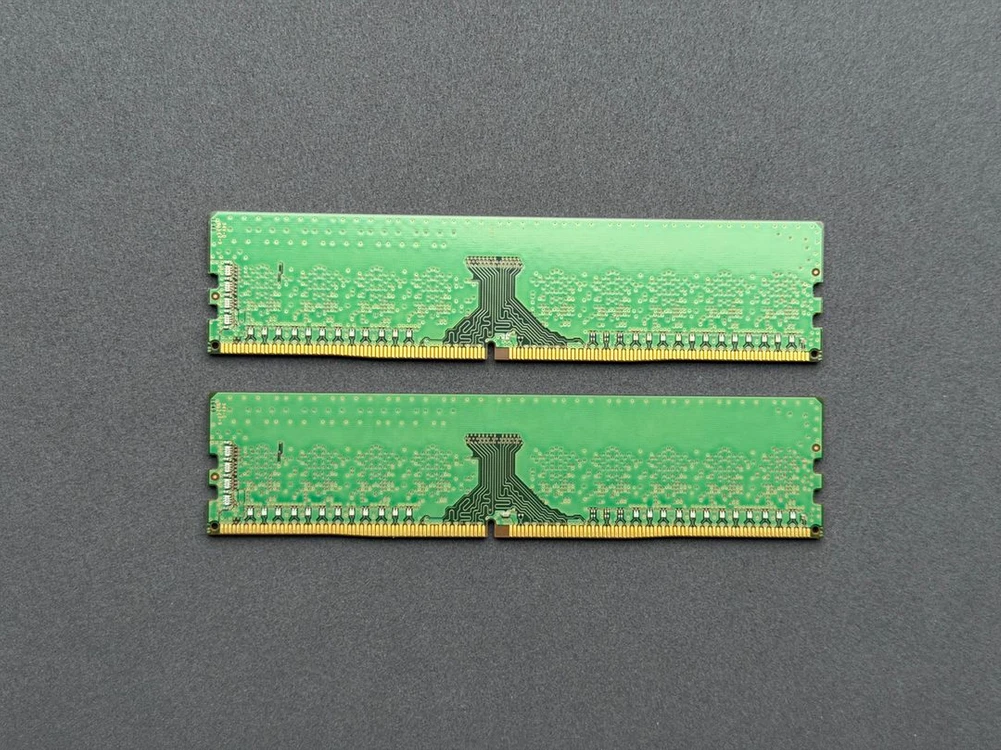 DDR4 4GB 메모리 2개 세트 PC4-2133P-UA1-11 이미지