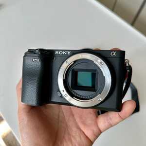 소니 A6400 미러리스 카메라 + 렌즈 3종