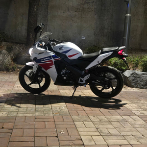 cbr125 건담 이미지