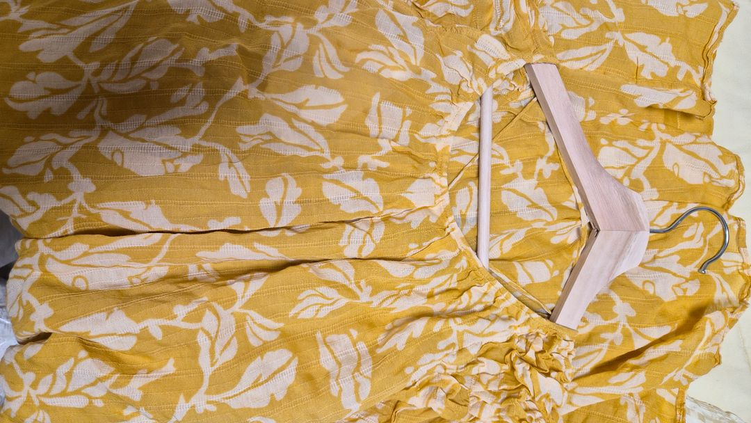 바네사브루노 머스타드 벨라 드레스 원피스 휴양지룩 이미지