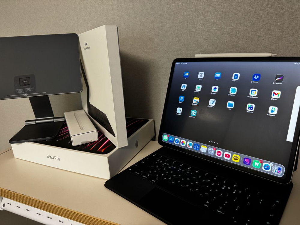아이패드 프로 12.9 6세대 128GB + 정품 키보드 + 애플펜슬 / 작년 리퍼 / 배터리 94% 이미지