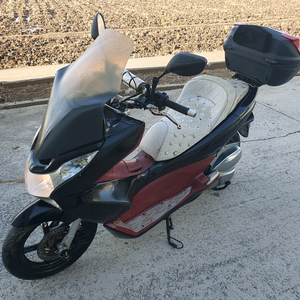 구형 혼다pcx125cc 오토바이 스쿠터 이미지