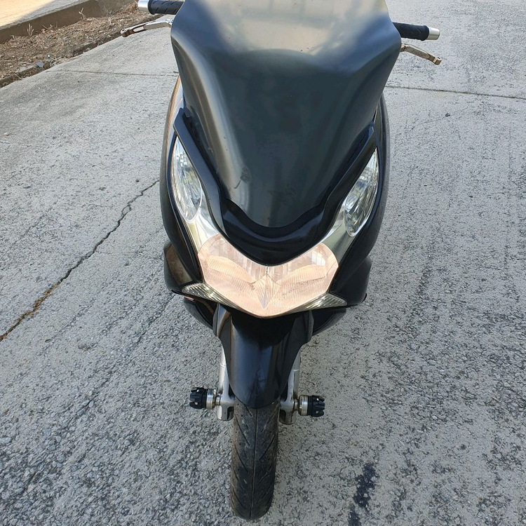 구형 혼다pcx125cc 오토바이 스쿠터 이미지