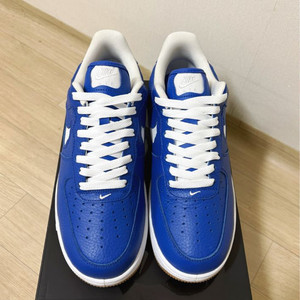 [270] 나이키 에어포스 1 블루 스니커즈 이미지