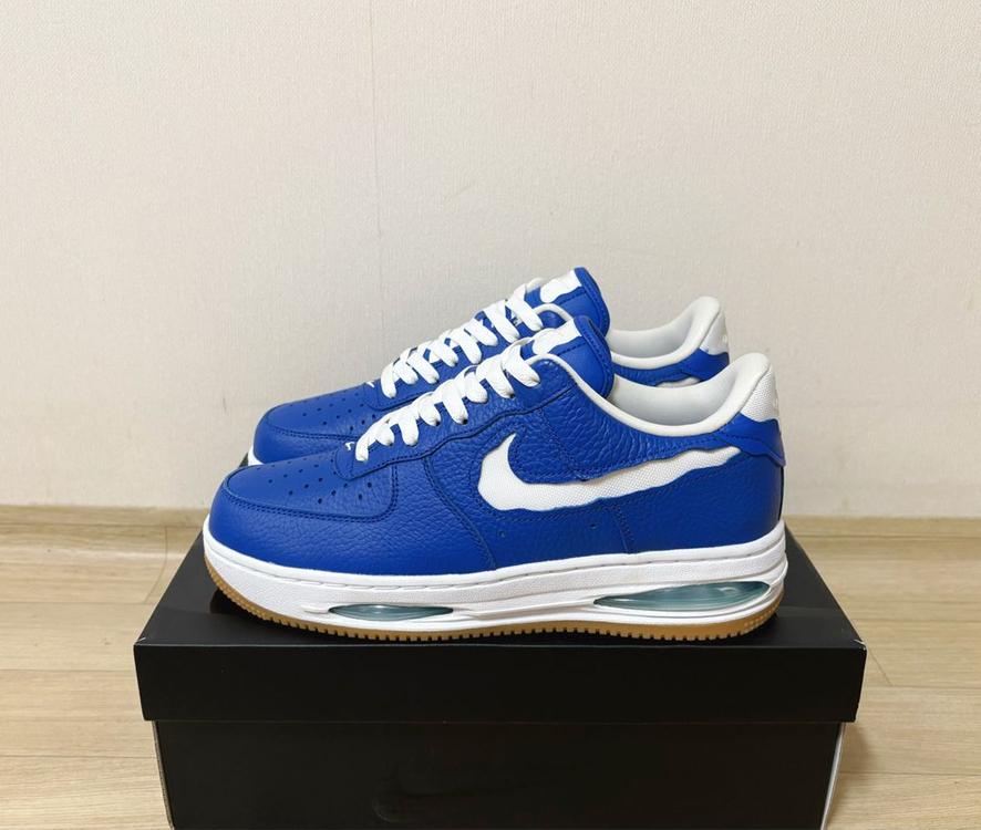 [270] 나이키 에어포스 1 블루 스니커즈 이미지