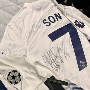손흥민 친필싸인 유니폼 23-24 이미지