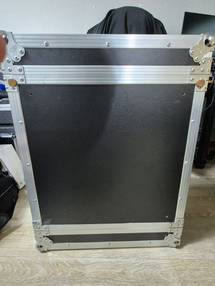 E&W KL-2400 / 베링거 EP4000 파워앰프 이미지