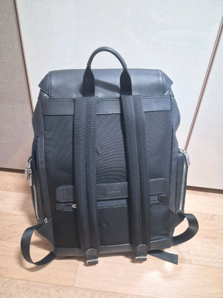 샘소나이트 남성백팩 팝니다 이미지