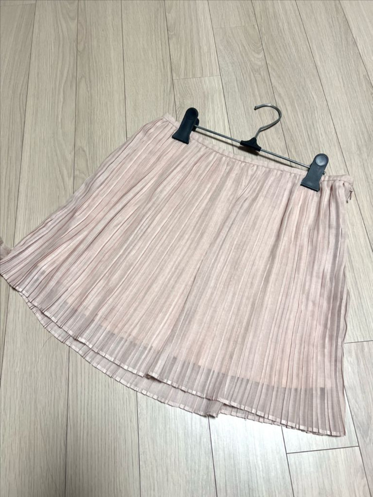 바네사브루노아떼 쉬폰 플리츠 투피스 블라우스 미니스커트 셋업 세트 치마 날개 민소매 나시 핑크베이지 여리핏 데이트룩 이미지