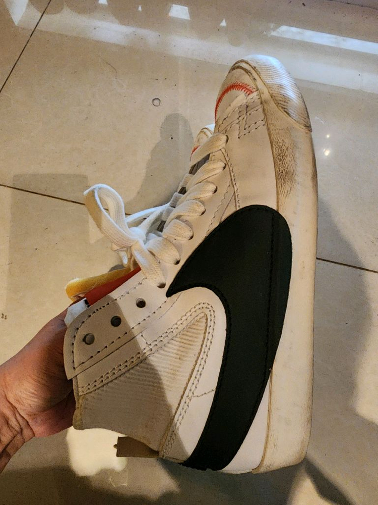 NIKE 나이키 블레이저 미드77 흰검 스니커즈 275mm 농구화 운동화 이미지