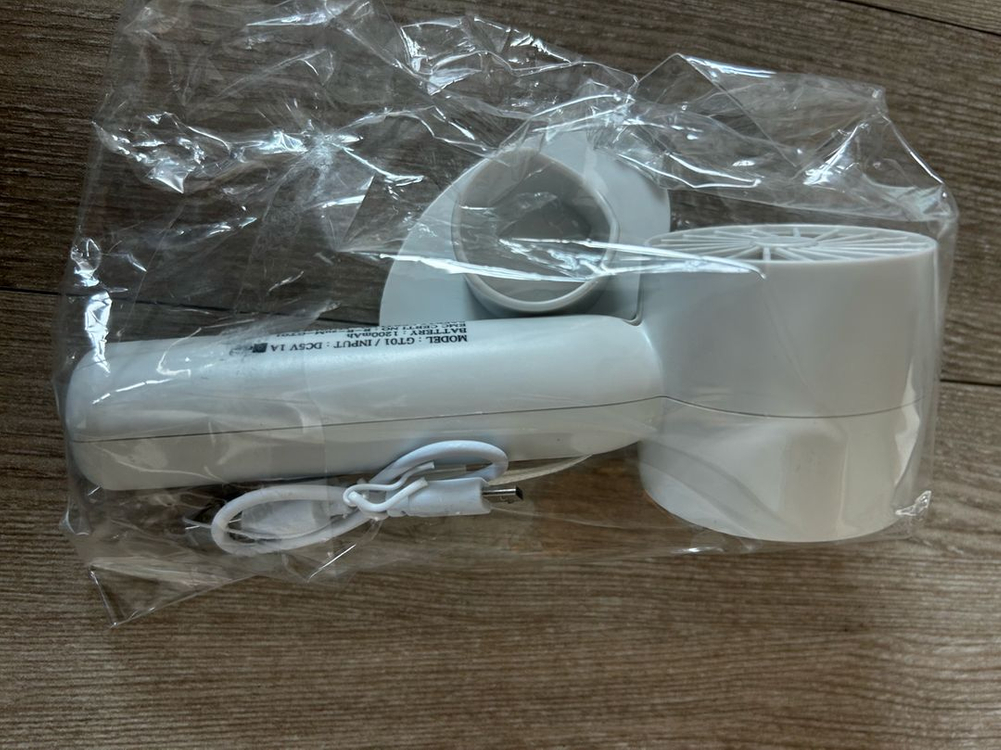 (미사용) 화이트 휴대용 선풍기 GT01 판매합니다. 이미지