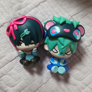 에이스테 틸 이반 데코라 베이비 피규어 판매 양도 이미지