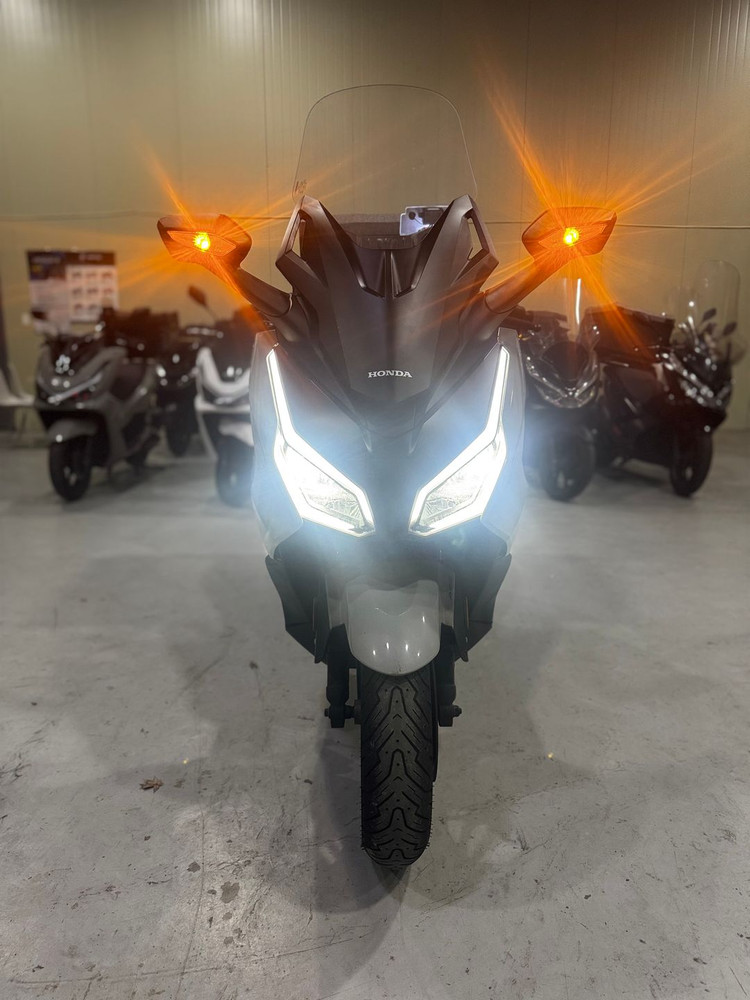 혼다 포르자350 25년식 3만Km 정비완료 판매합니다. 이미지