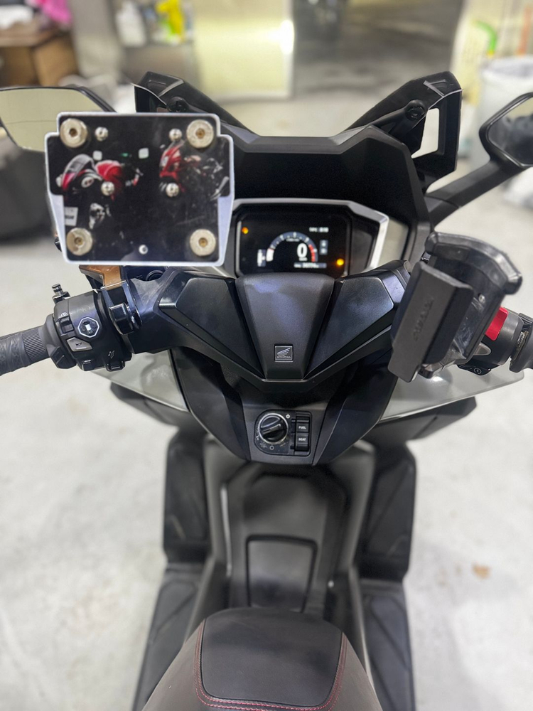 혼다 포르자350 25년식 3만Km 정비완료 판매합니다. 이미지