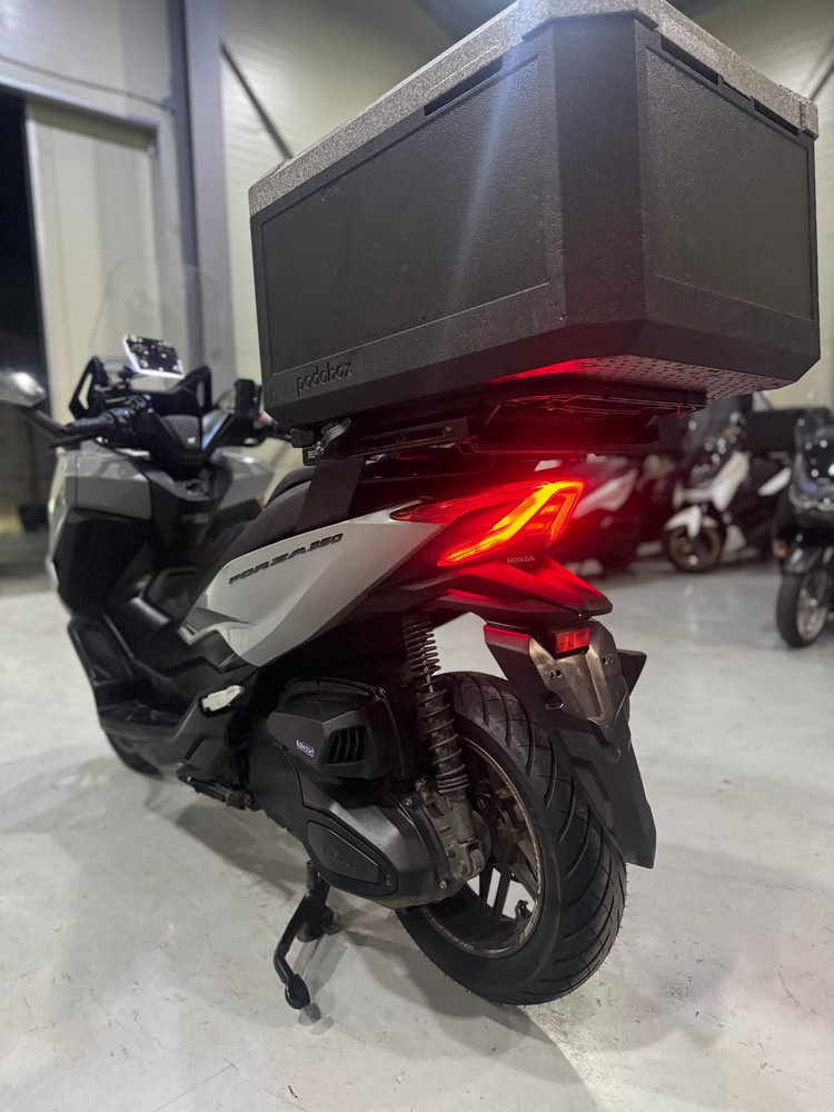 혼다 포르자350 25년식 3만Km 정비완료 판매합니다. 이미지