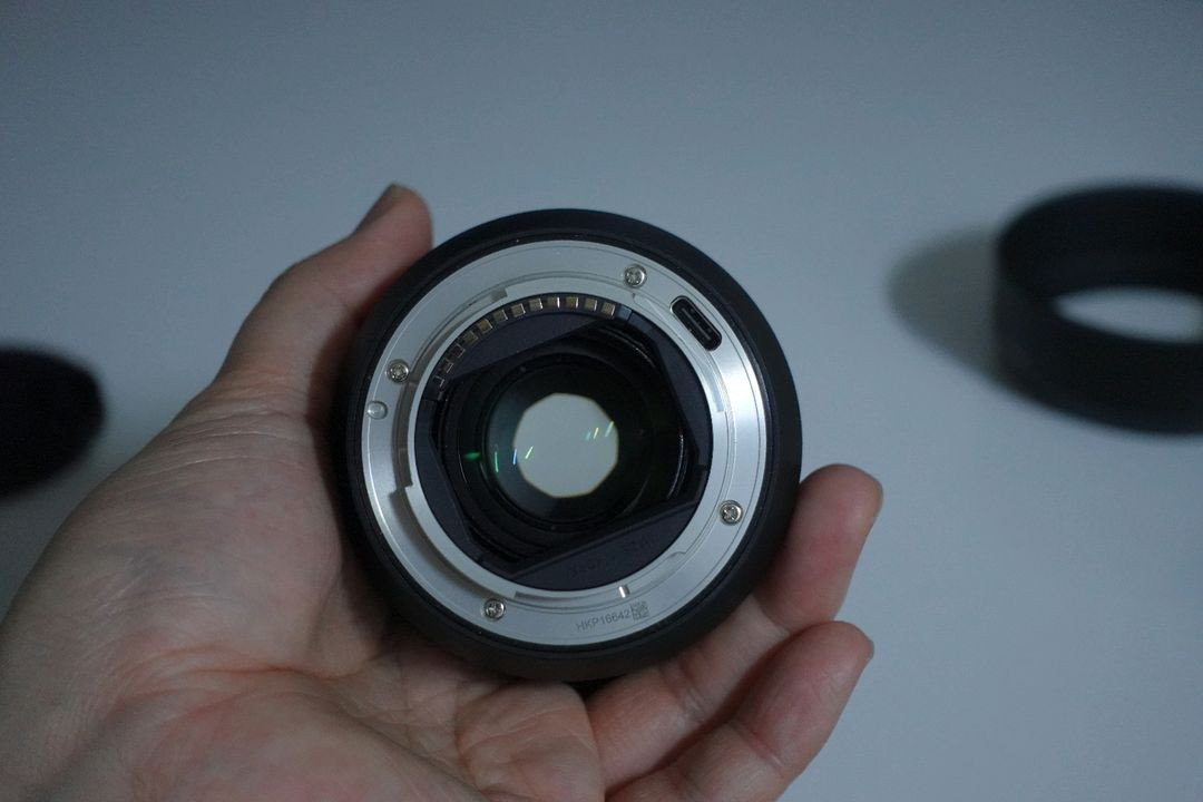 삼양 AF 35mm F1.4 P 소니 FE 렌즈 이미지