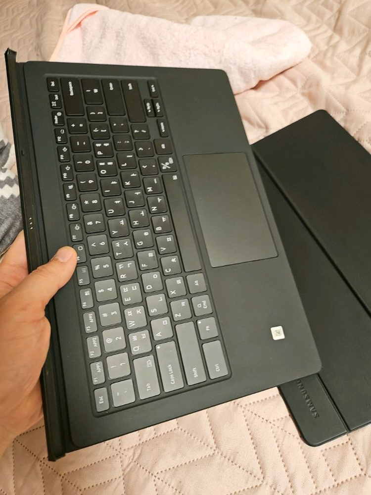 갤럭시탭s8울트라 키보드북커버 중고 (안심결제 가능) 이미지