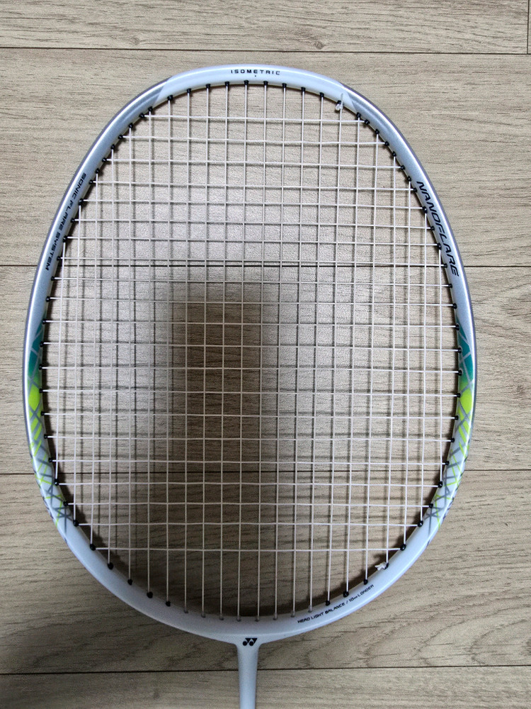 [S급l보증Ol택포] 요넥스 나노플레어 555 (4Ul장력:27) 판매합니다. 이미지