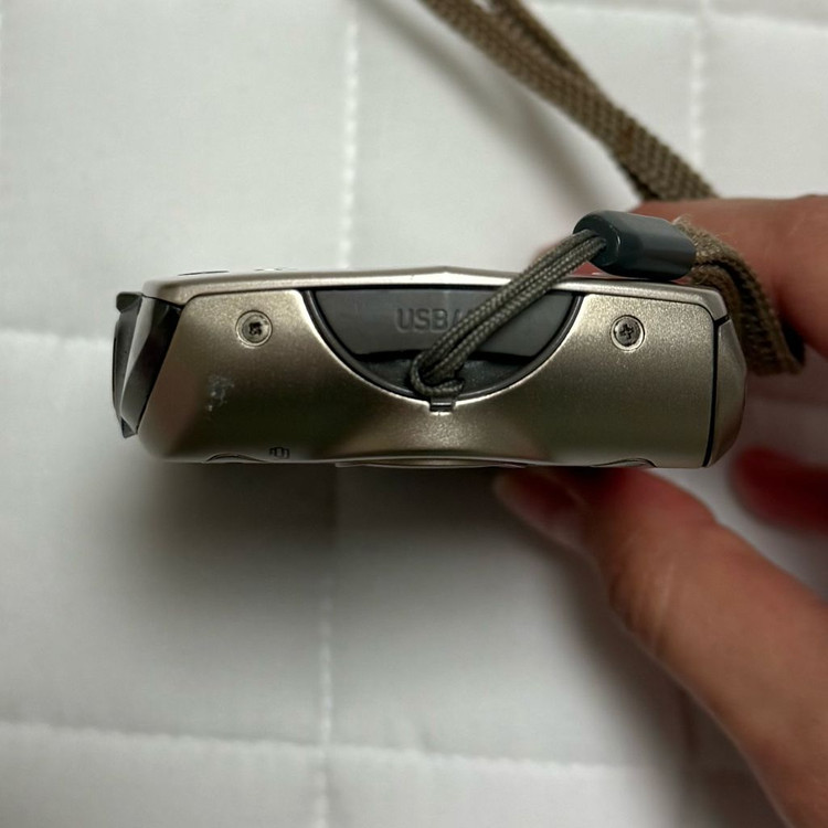 카시오 엑슬림 z2300 골드 casio exilim z2300 이미지