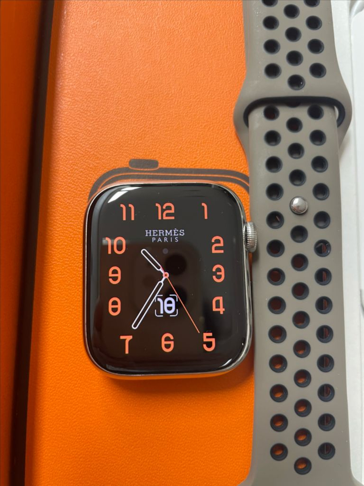 애플워치7에르메스 실버 45mm 배터리 96프로 이미지