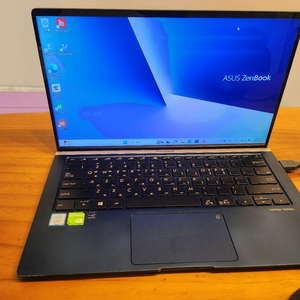 ASUS 젠북 노트북(초경량,새배터리,엔비디아하만카돈) 이미지