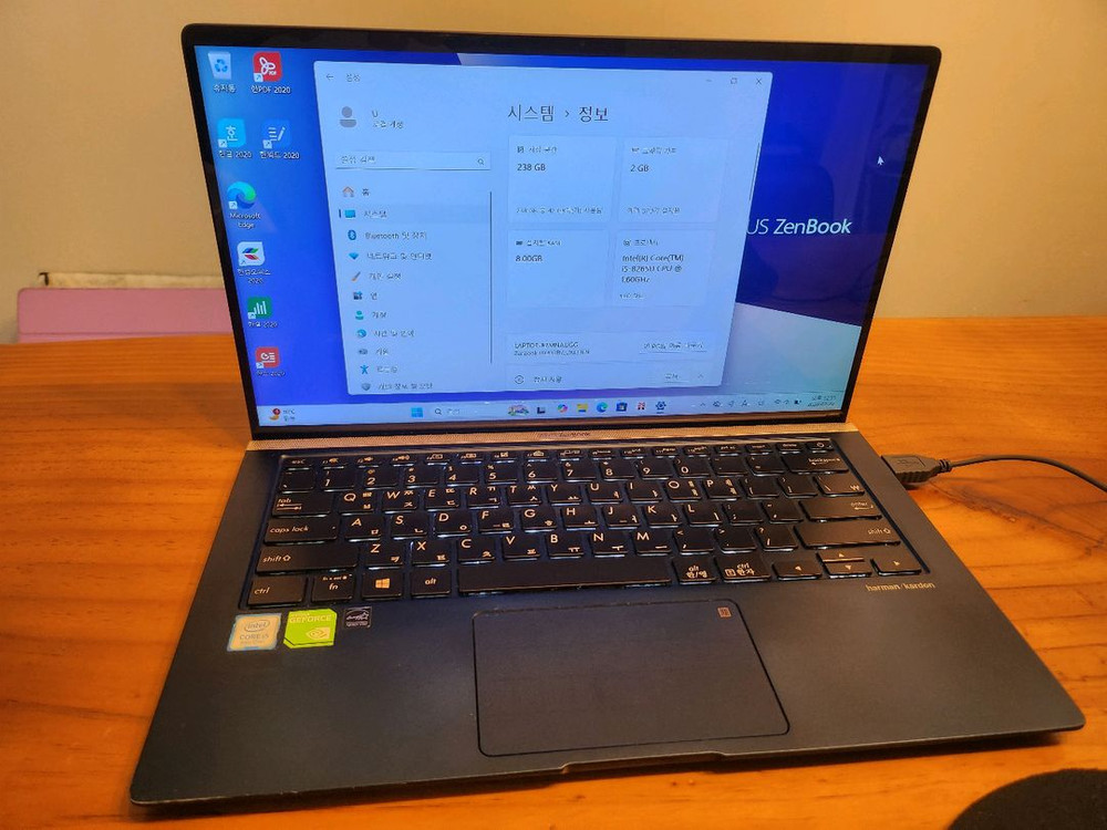 ASUS 젠북 노트북(초경량,새배터리,엔비디아하만카돈) 이미지
