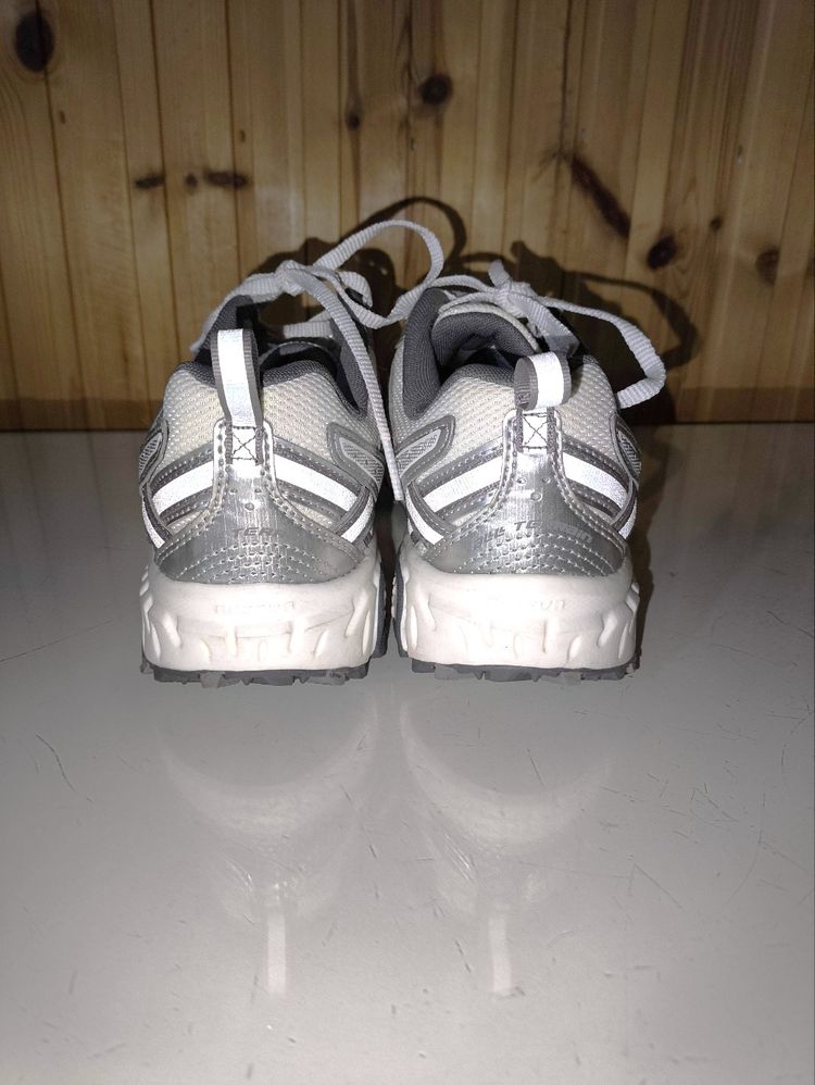 255mm 2E 뉴발란스 410 실버 러닝화 트레일 이미지