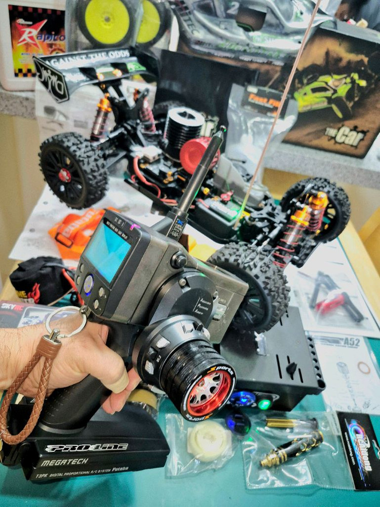 *각종교신가능*니트로터보엔진RC카(하이엔드급1/8)필란드JQ theCar알씨카풀패키지박스셋~바람에언덕에서 이미지