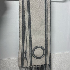 에르메스 캐시미어 머플러/목도리 판매 이미지