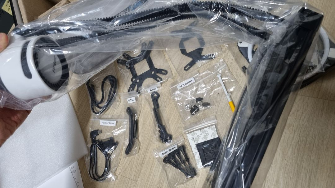 Antec 2열 일체형 수냉쿨러(새상품) 이미지