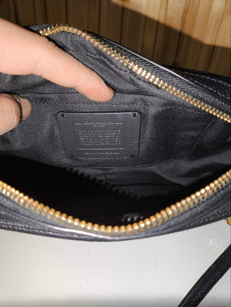 코치 카메라백 미니크로스백 이미지