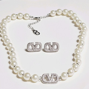 미사용 ㅡ발렌티노 귀걸이.초커 목걸이세트 이미지