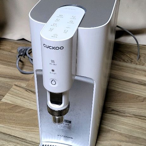 쿠쿠 끓는물 정수기 CP-TS100S 이미지