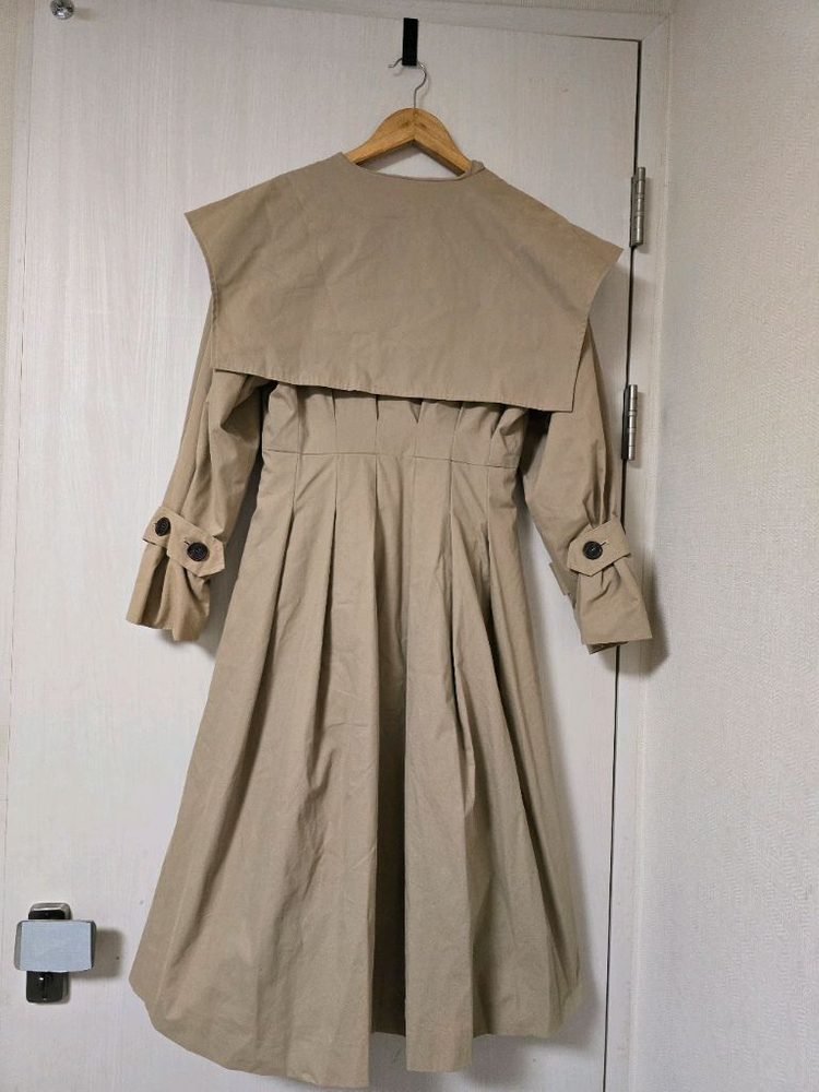 마리마켓 케이프 원피스형 트렌치 이미지