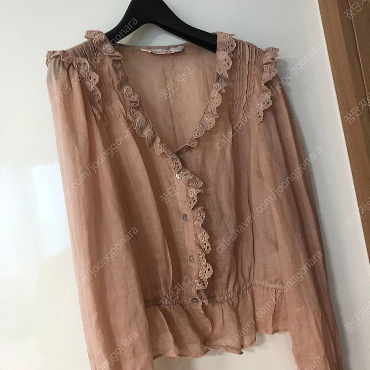 르니나 23년 린넨100 레이스 프릴 퍼프 슬리브리스 블라우스 출근룩 셔츠 프렌치시크 이미지