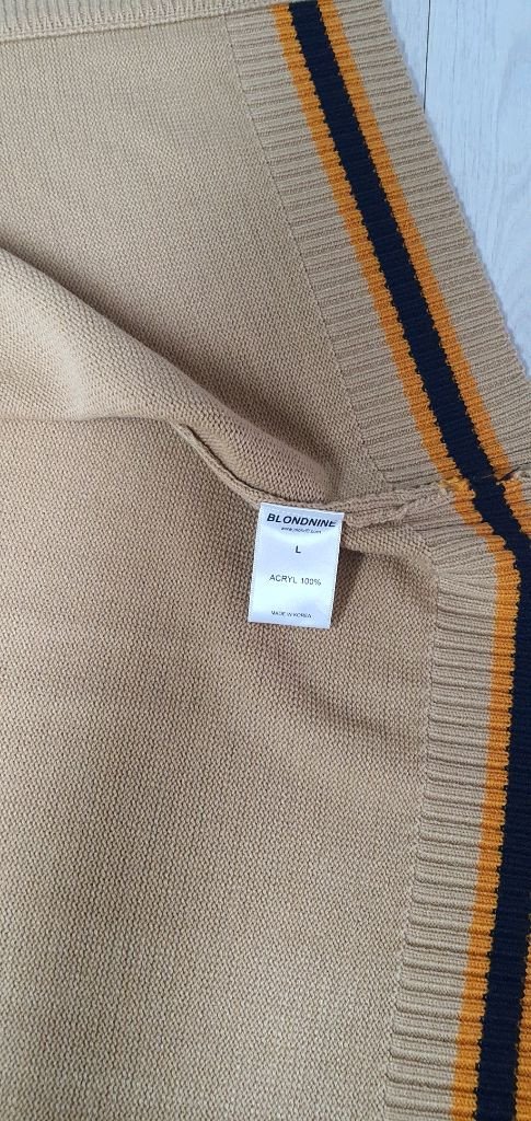 블론드나인(봄가을용) 니트카디건 XL사이즈 105호 드라이완료! 이미지