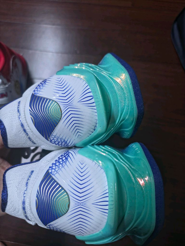 안타2 카본 역도화 255 판매합니다 이미지