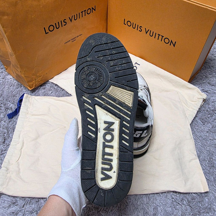 [클로젯][6.5]루이비통 LV 트레이너 #54 스니커즈 블랙 이미지