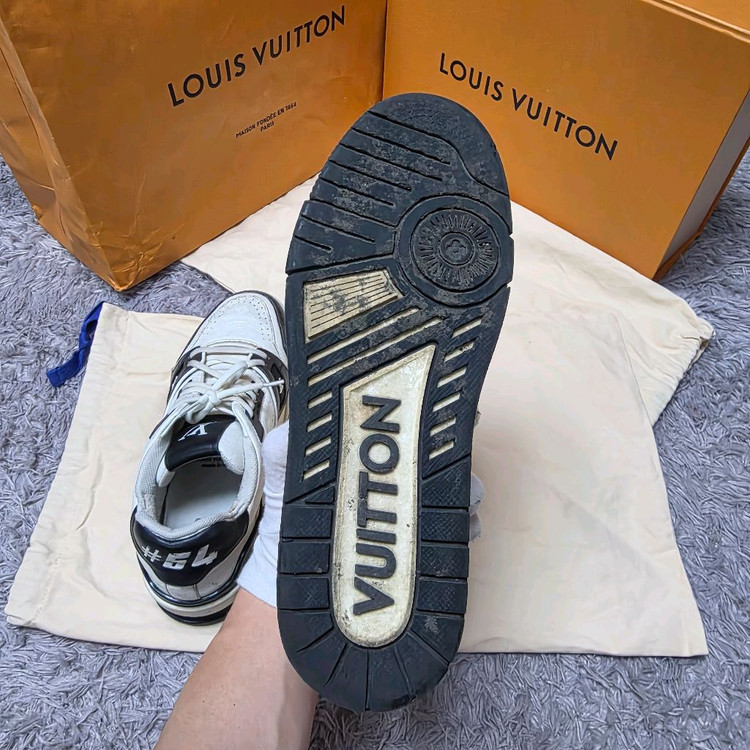 [클로젯][6.5]루이비통 LV 트레이너 #54 스니커즈 블랙 이미지