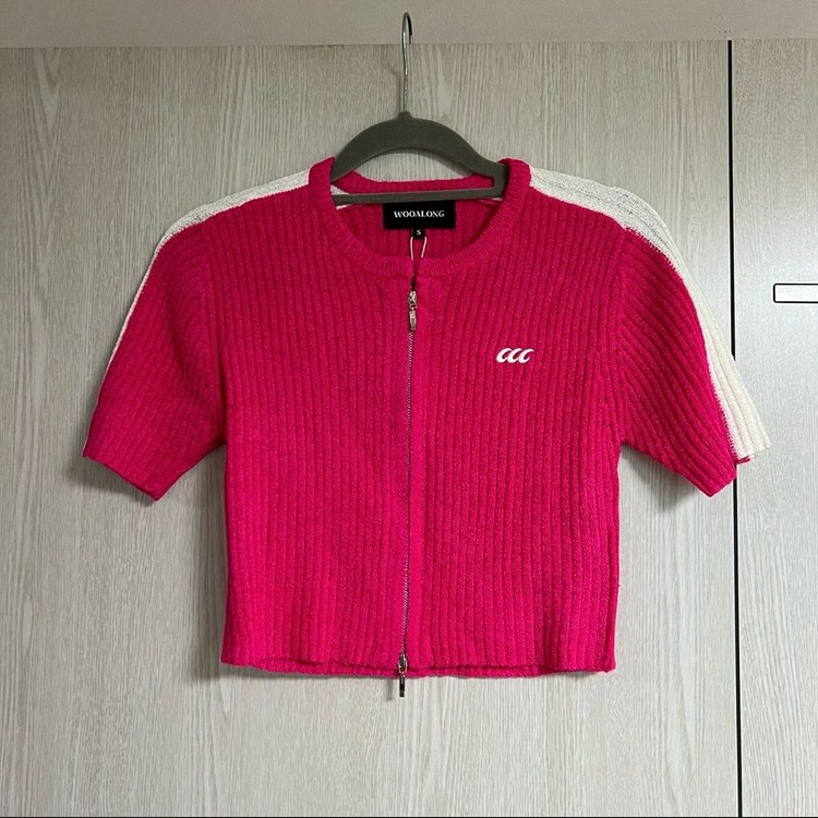 우알롱 반팔집업 새상품 이미지