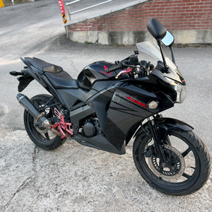 혼다 cbr125 17년형 풀배기 짧은키로수 판매합니다 이미지
