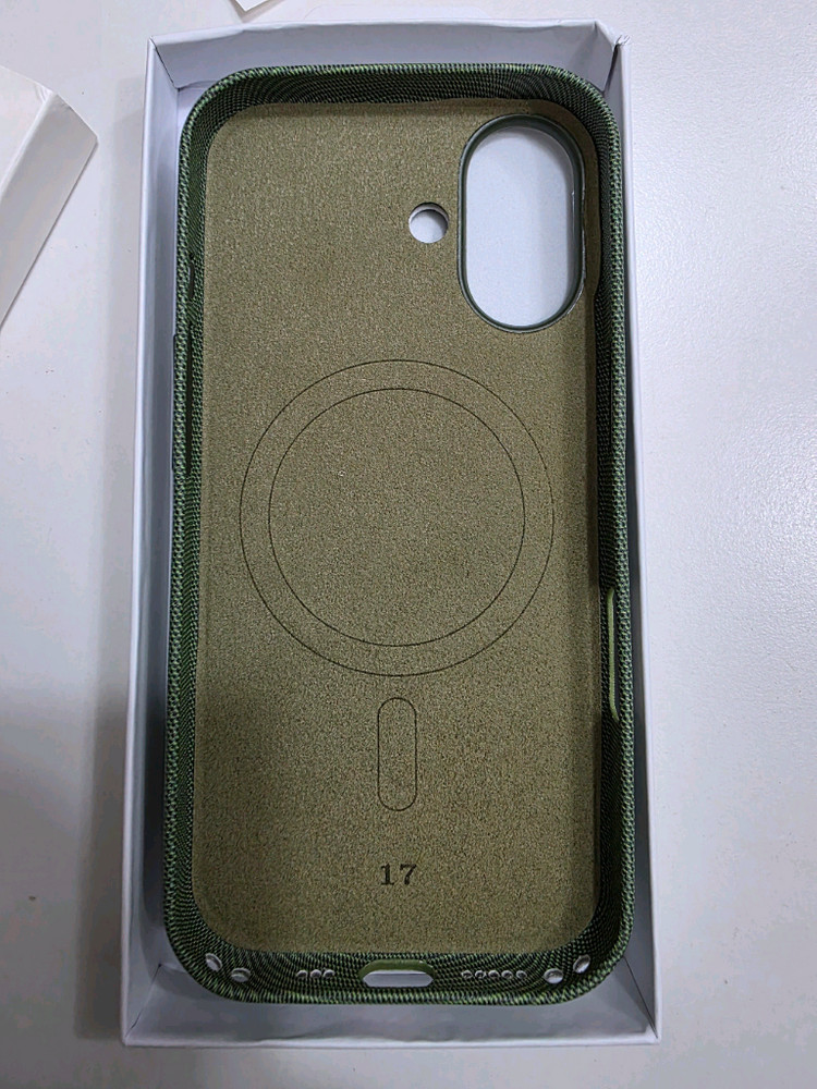 아이폰 17 테크우븐 케이스 팝니아 이미지