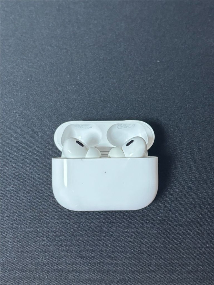 에어팟 프로 2세대 C타입 풀박스 풀구성 이미지