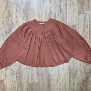 언앤써드미스테리(UNANSWERED MYSTERY) 셔링 블라우스 프리사이즈 이미지