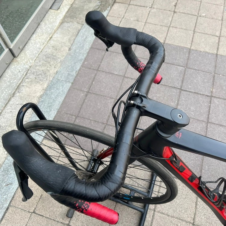 첼로 케인 D8 카본 로드 자전거 팝니다. 이미지
